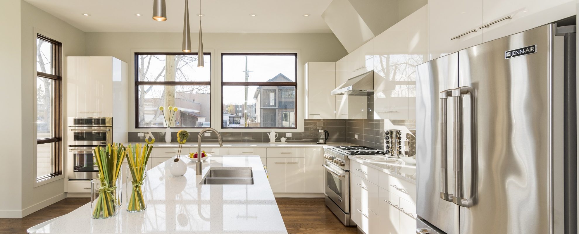 A beautiful shot of a modern house kitchen